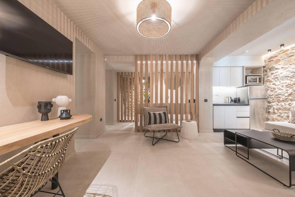 Apollonos 28 Luxury Suites Atenas Exterior foto
