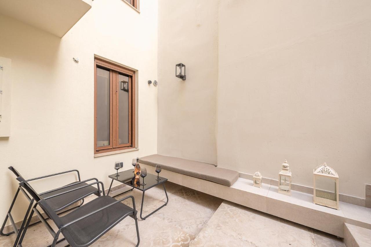 Apollonos 28 Luxury Suites Atenas Exterior foto